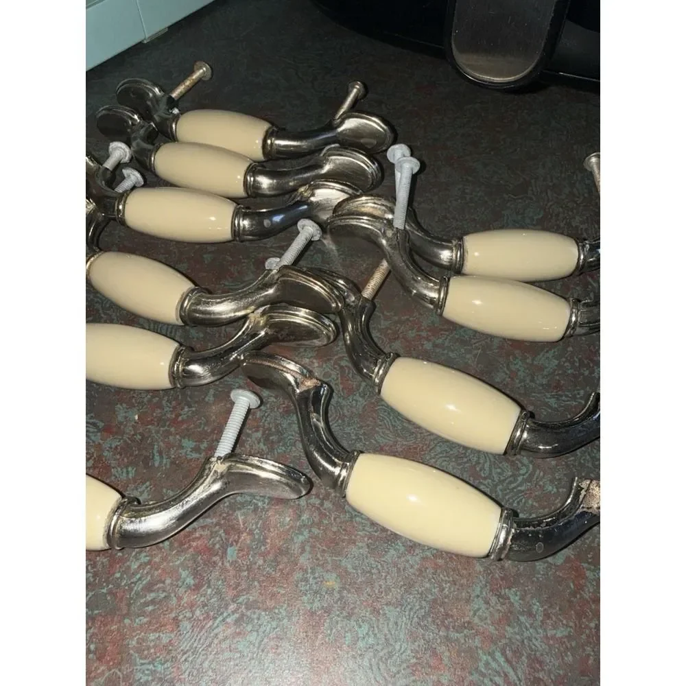 Lot of 10  Brass Drawer Cabinet Handles Pulls Used With New Screws Vintage